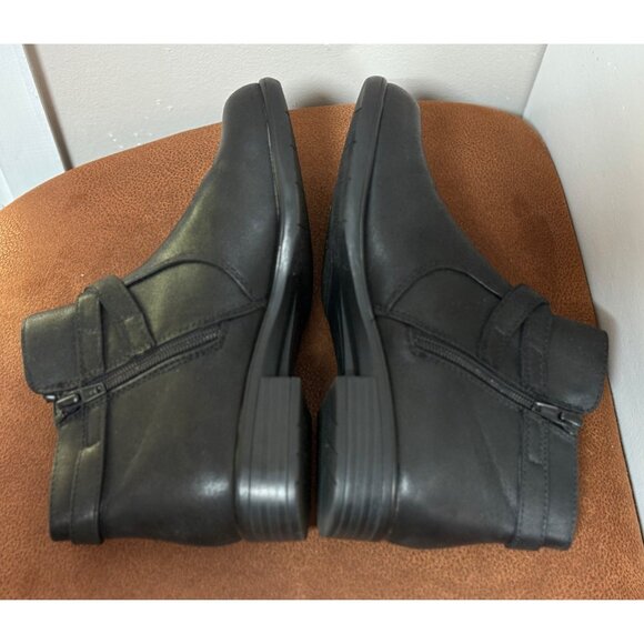 YUU BECCA WOMENS ANKLE BOOTS SIZE 6M LOW BOOTIE SIDE ZIP BLACK CASUAL - Picture 5 of 8